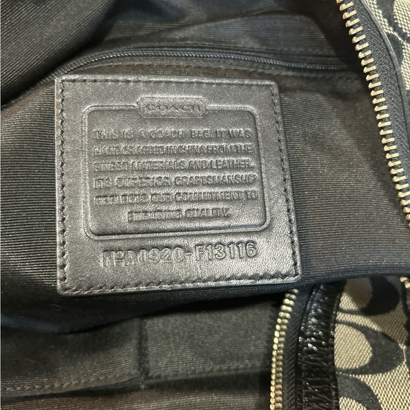 Coach Black Hobo Bag Purse Large EUC - Picture 4 of 9